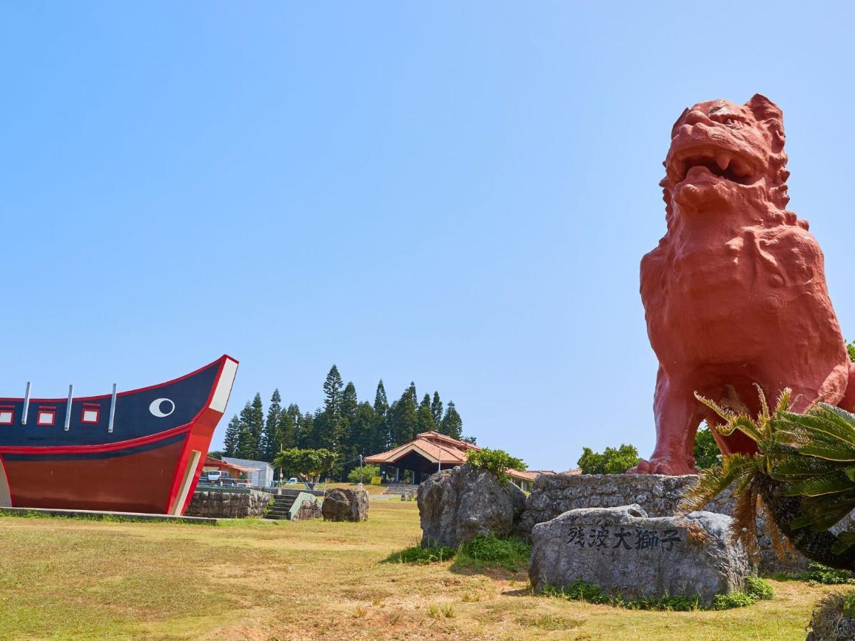 ミチ旅ホテル 読谷 Yomitan Exterior foto